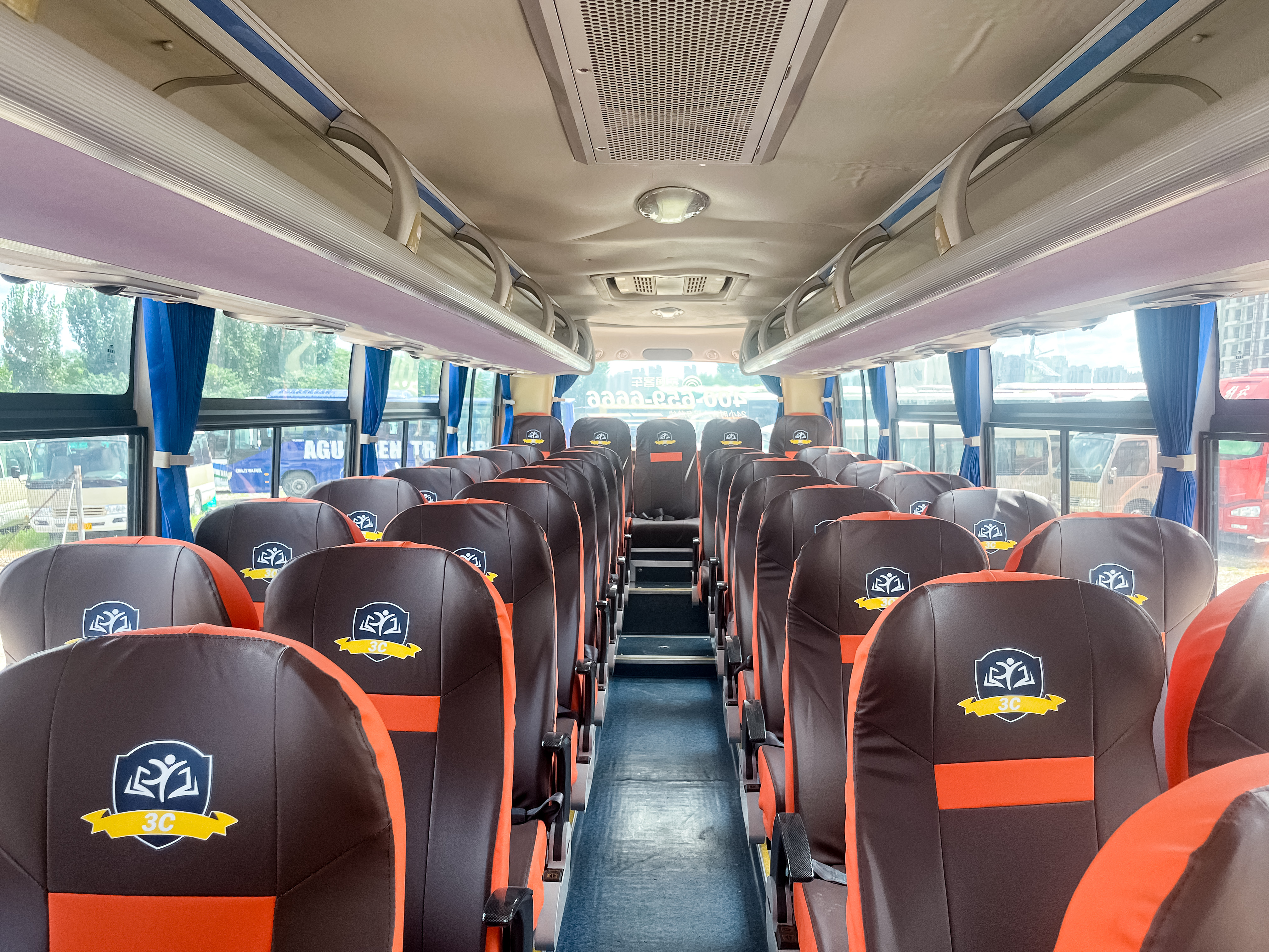 Right/Left Hand Drive Front Engine Used Yutong Bus ZK6908