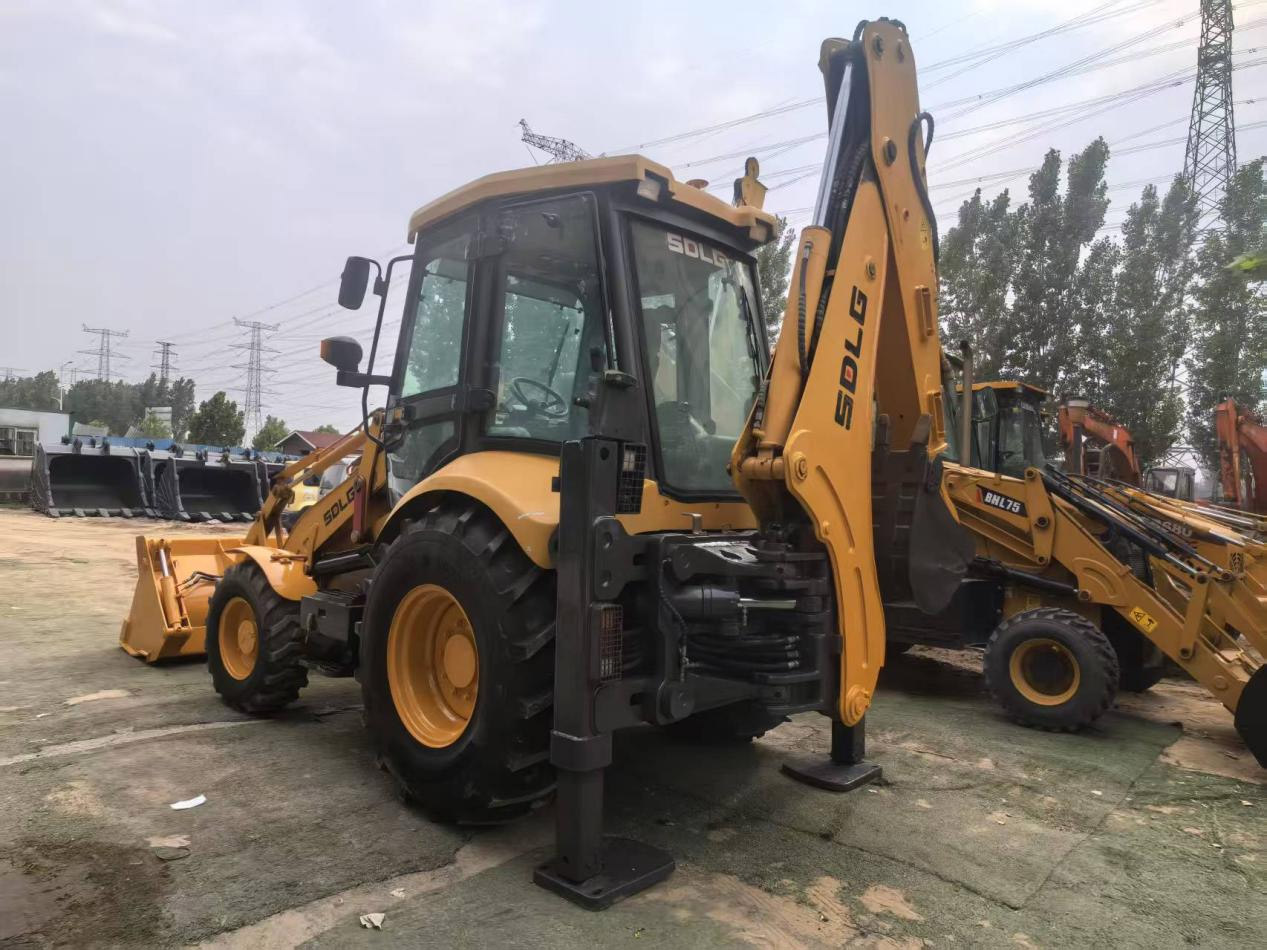 SDLG-Backhoe_05