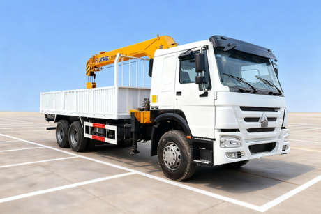 HOWO Crane Truck 6-12 tons