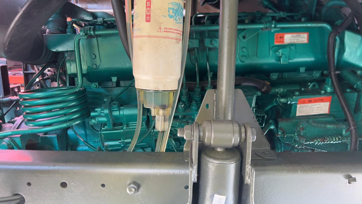 HOWO-Dump-Truck-8x4_05