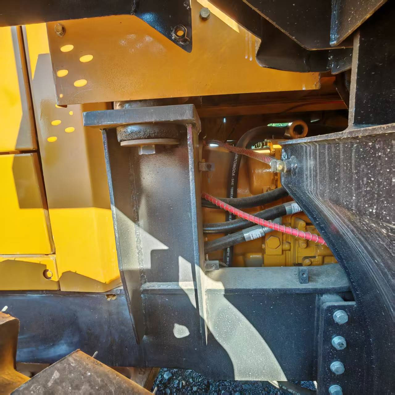 SDLG-Wheel-Loader_06
