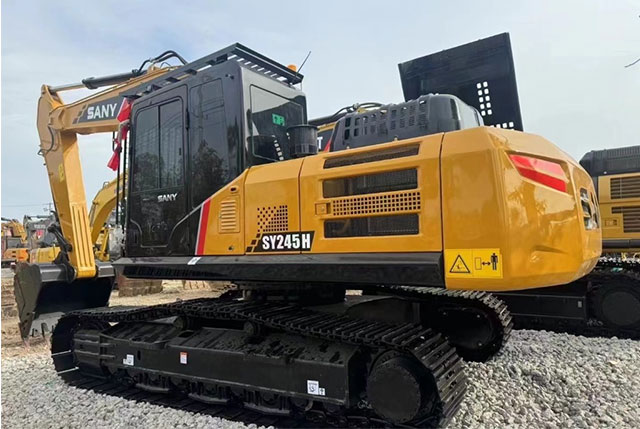 SANY 245H
