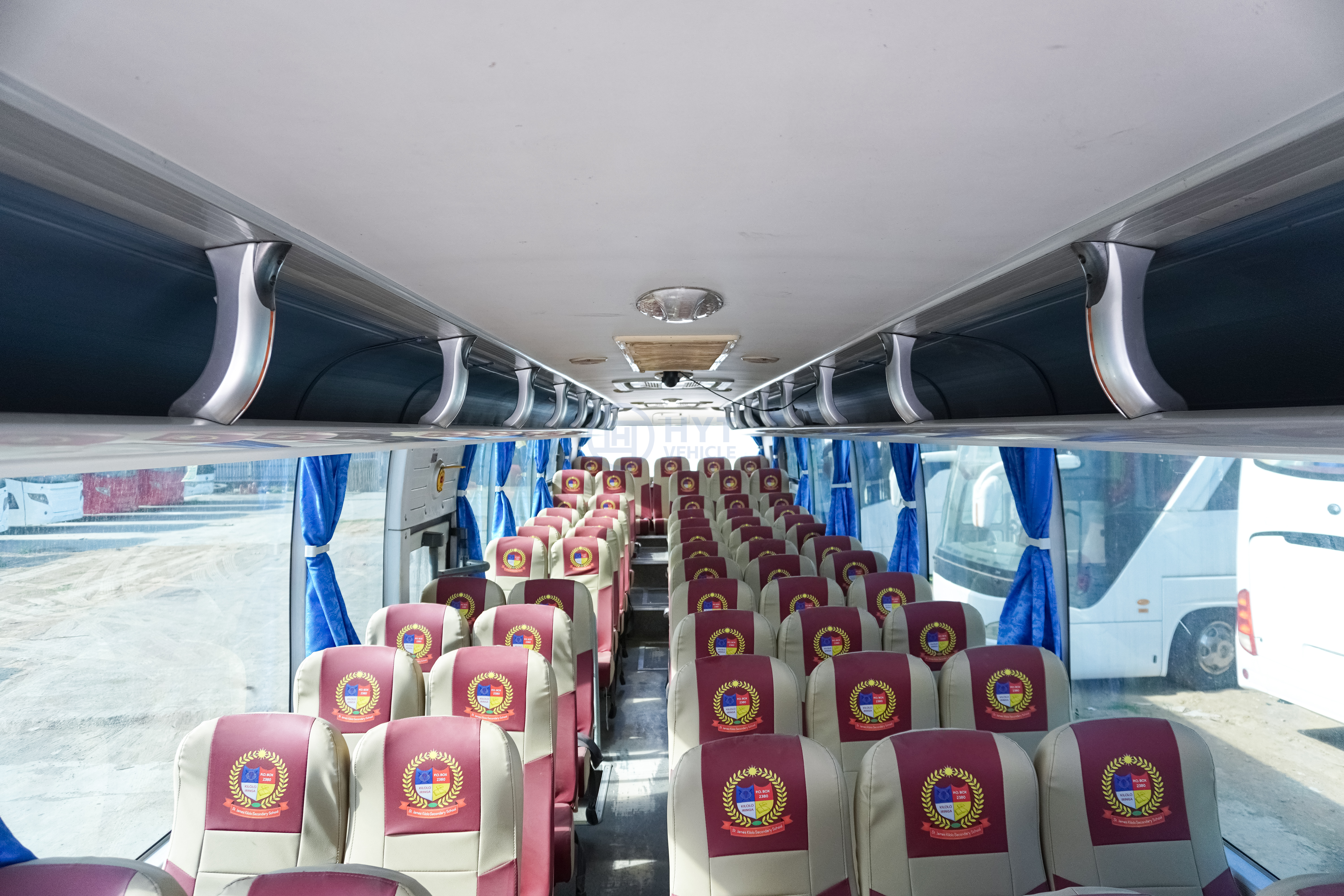 Right/Left Hand Drive Rear Engine Used Yutong Bus ZK6121