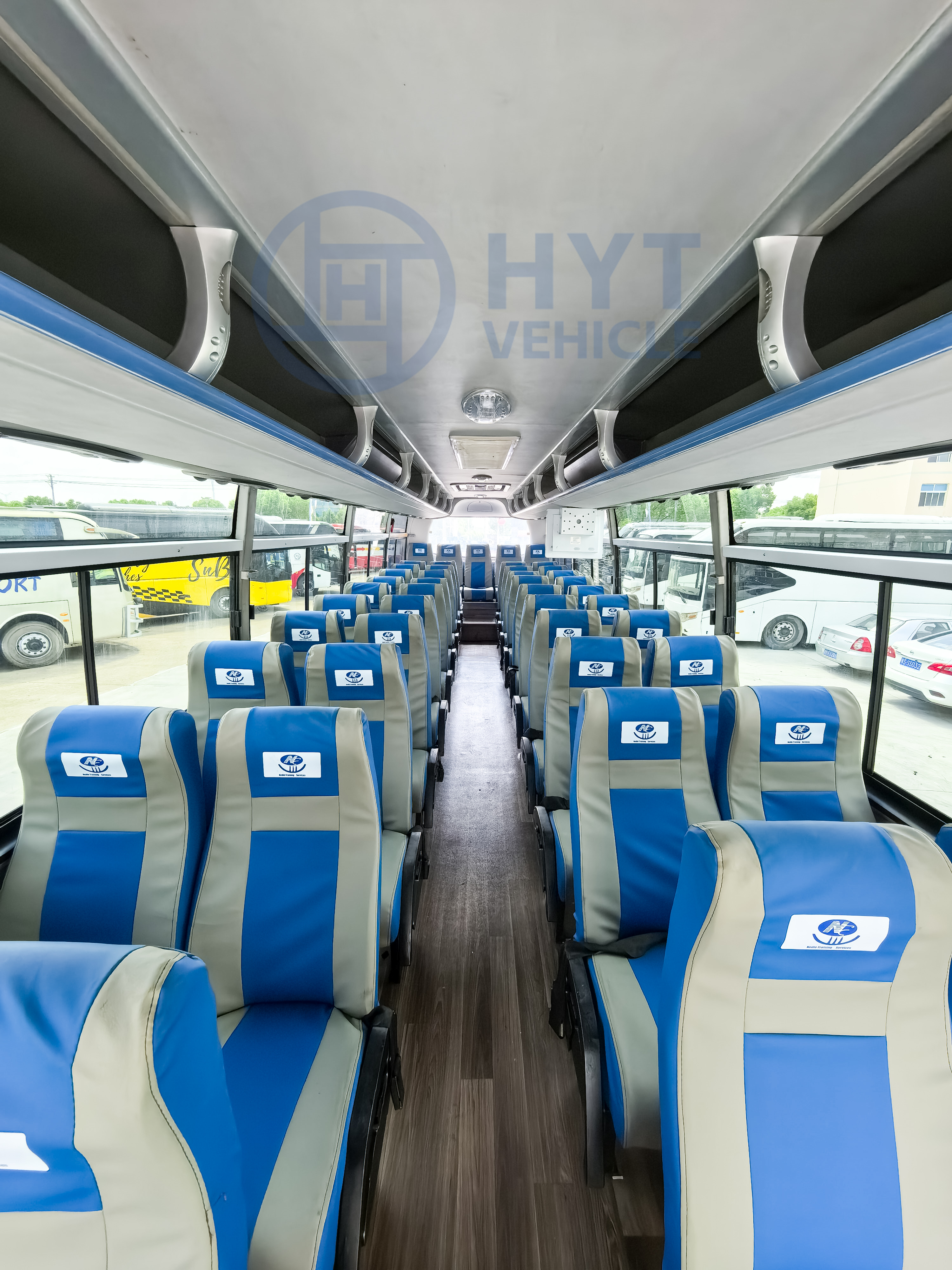 Sturdy and Durable Right-hand Drive Used Bus-Yutong ZK6110