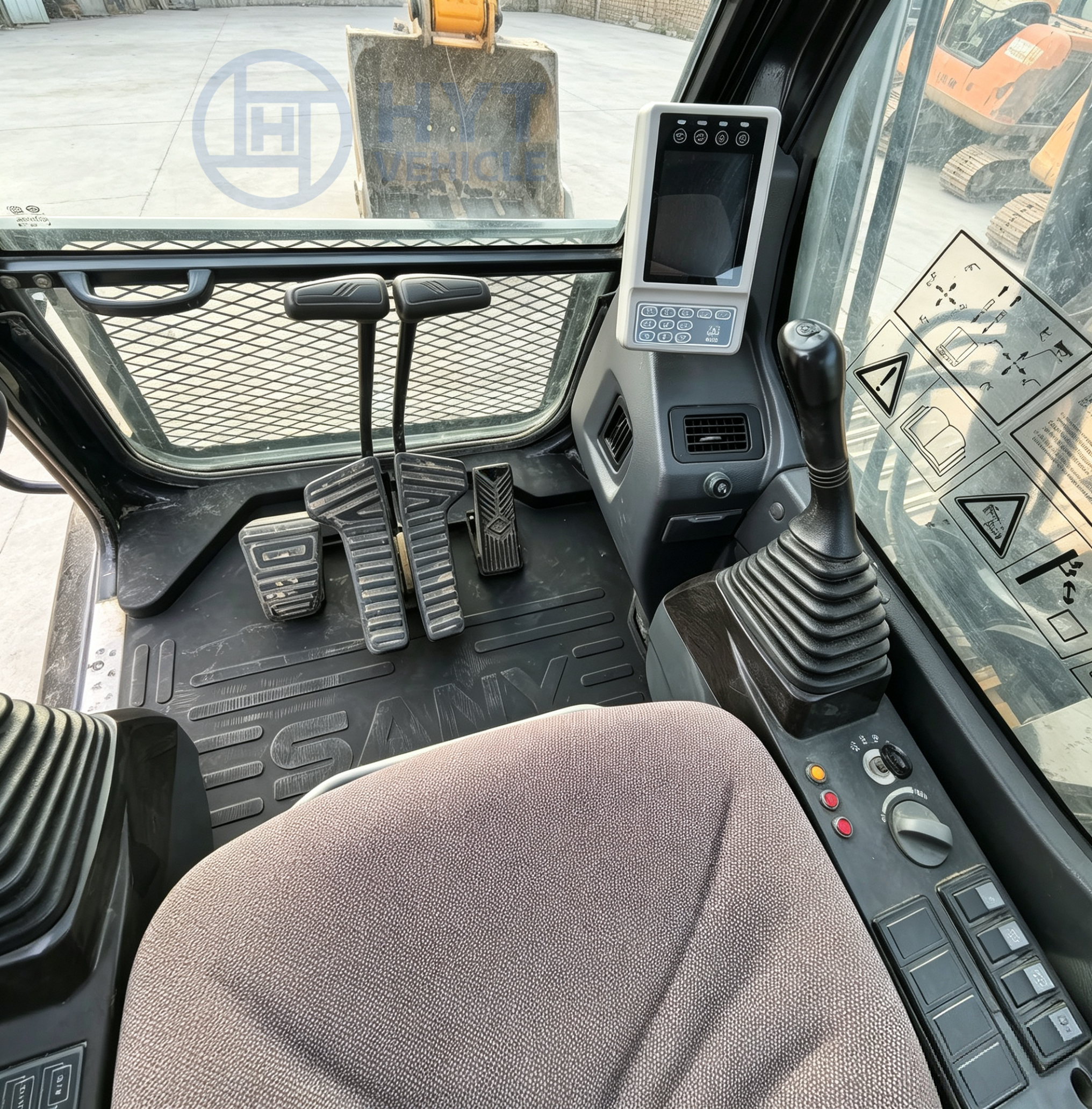 Excavator-SANY-245H