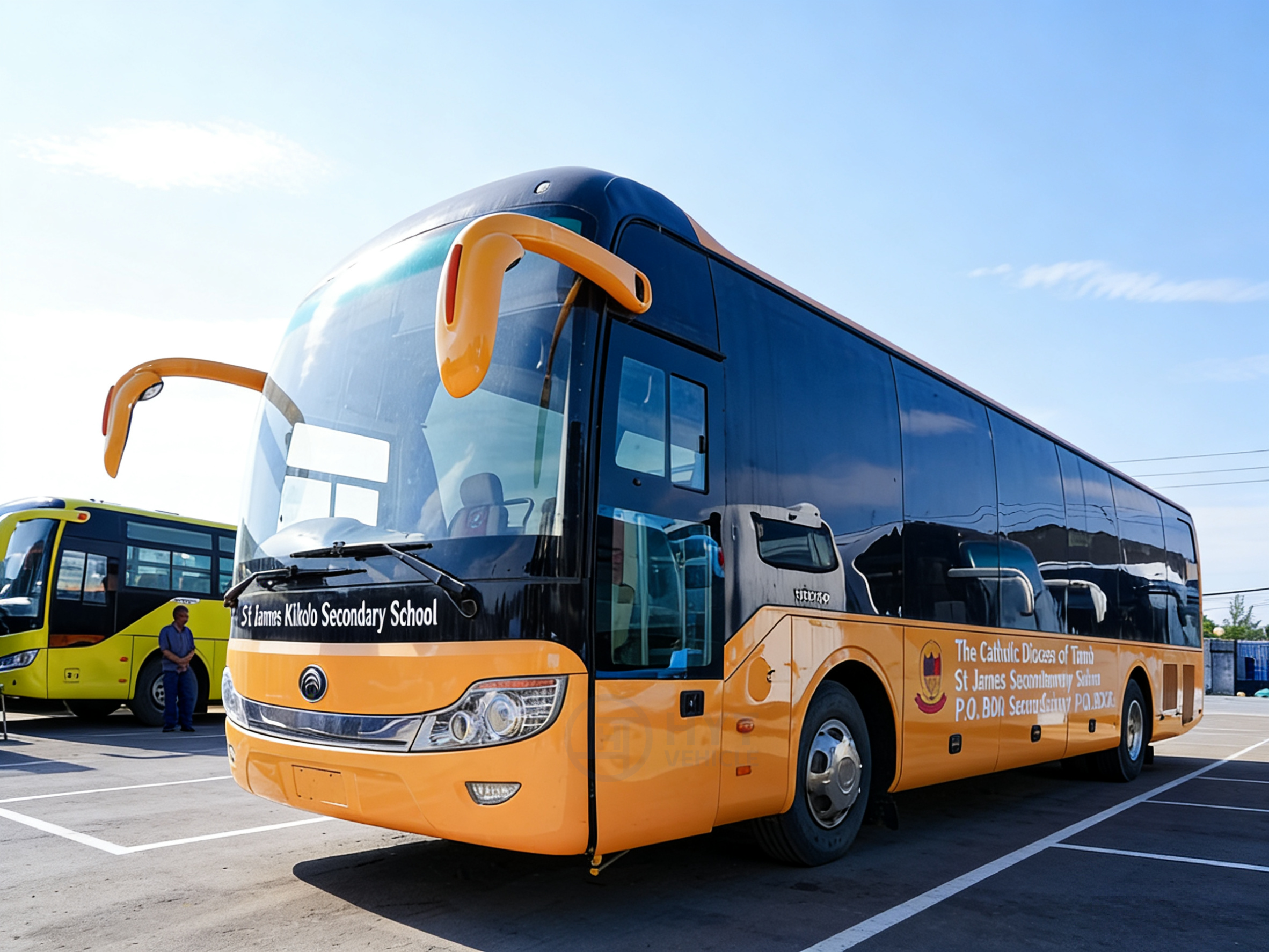 Right/Left Hand Drive Rear Engine Used Yutong Bus ZK6121