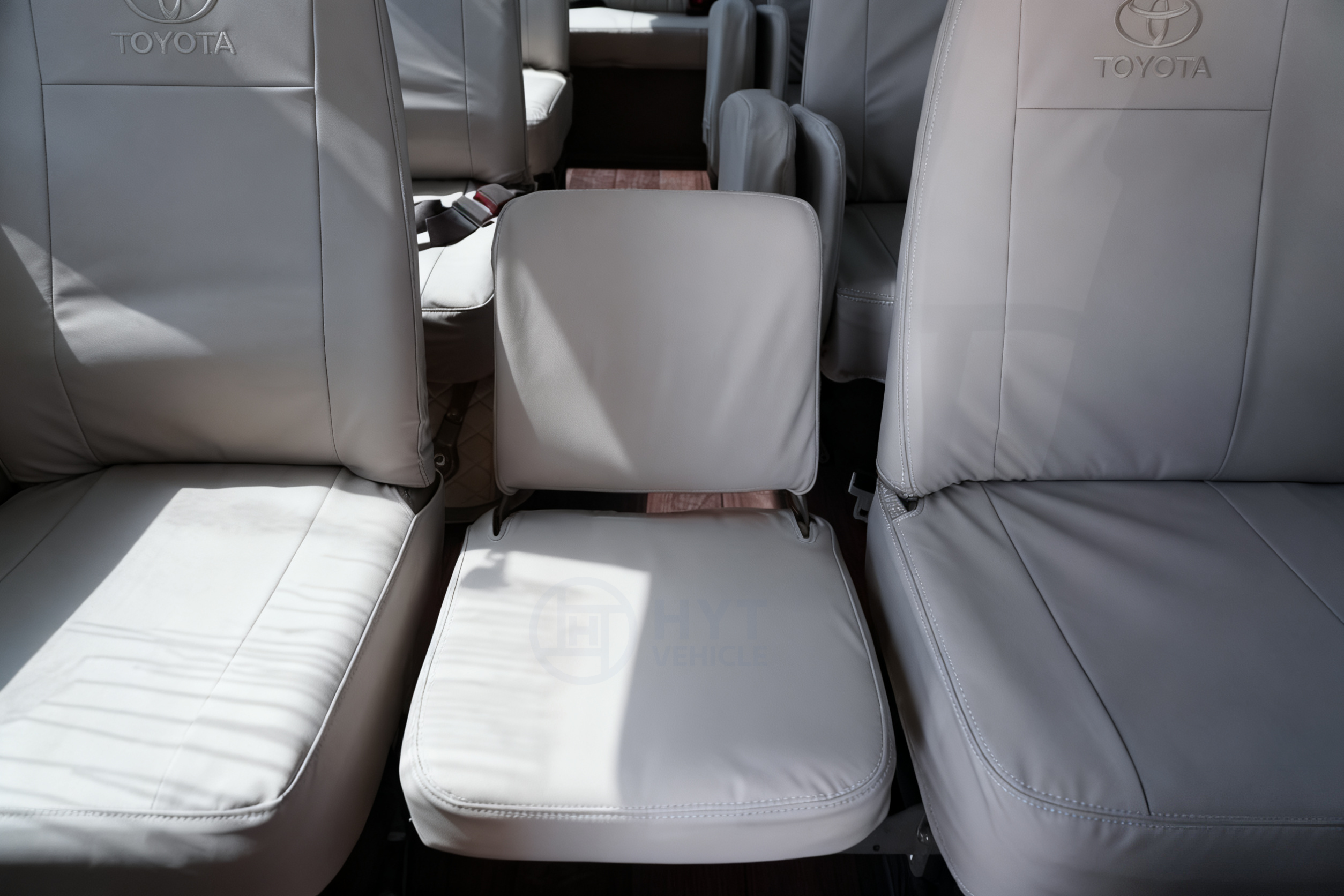 TOYOTA Coaster bus 19-30 SEATS