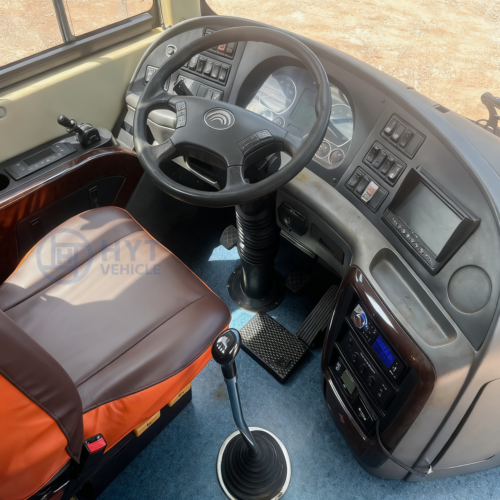 Right/Left Hand Drive Front Engine Used Yutong Bus ZK6908